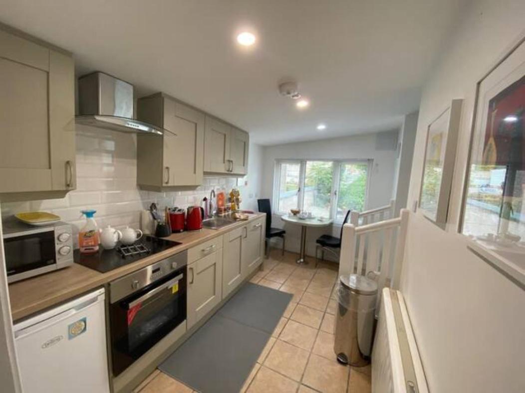 Location, Location! Gorgeous 1 Bed Apt- Cill Airne Exteriör bild