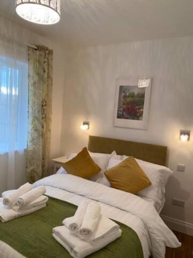 Location, Location! Gorgeous 1 Bed Apt- Cill Airne Exteriör bild